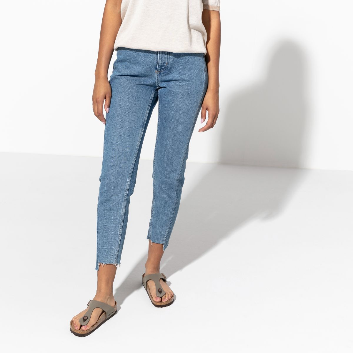 Birkenstock Gizeh Stone - Image 2