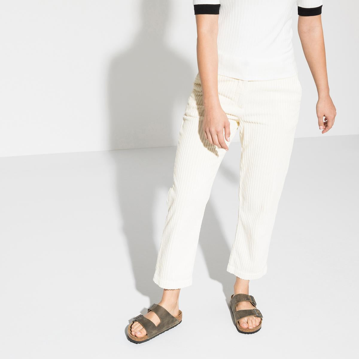 Birkenstock Arizona Soft Footbed Faded Khaki - Image 4