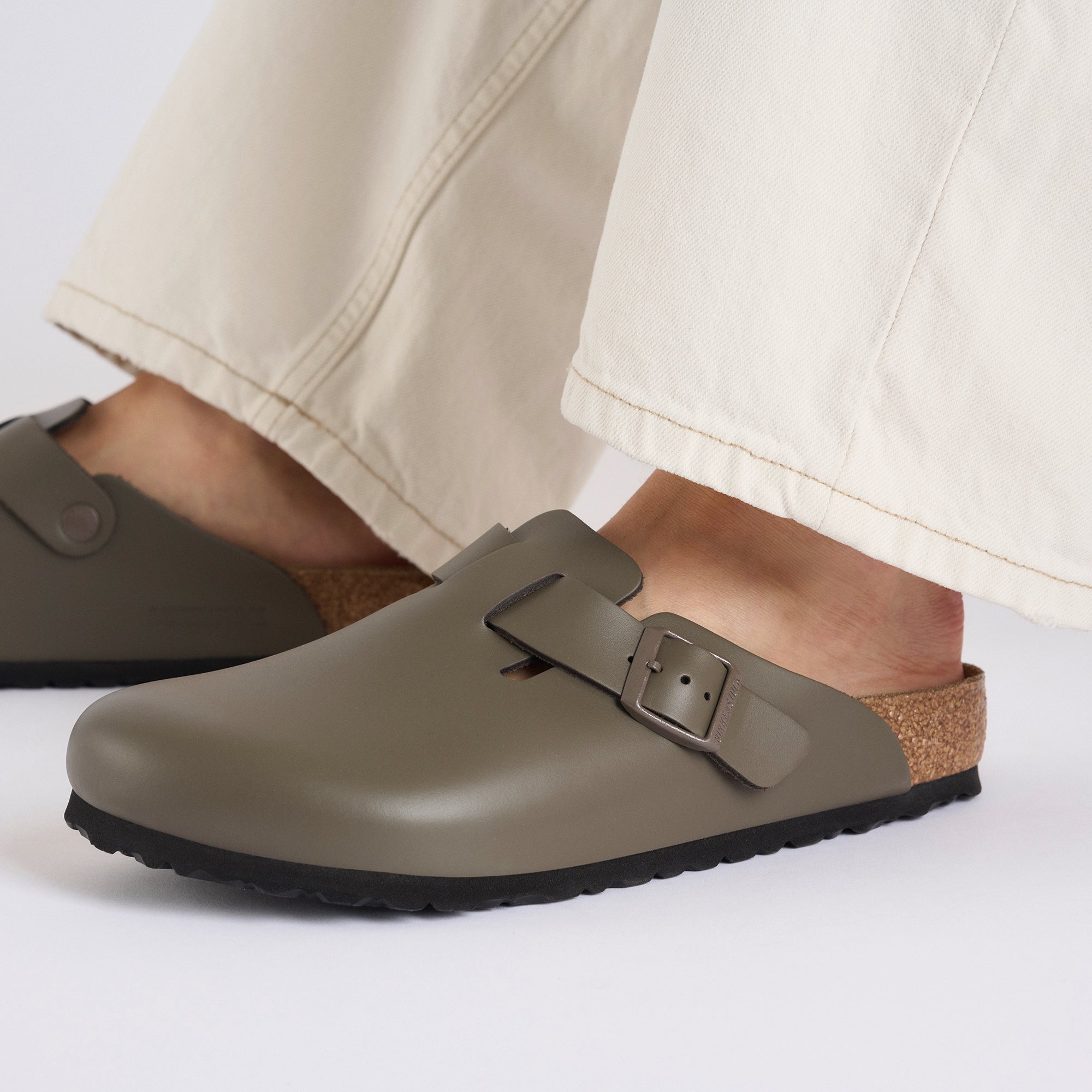 靴 BIRKENSTOCK Boston BS Concrete Gray 41 Boston Smooth Leather in Concrete Grey – BIRKENSTOCK NZ