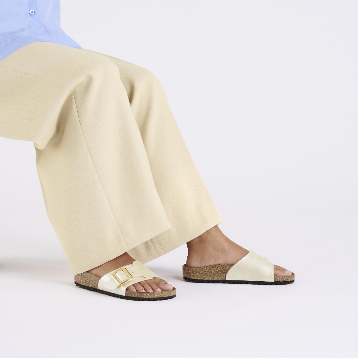Birkenstock Catalina Cushion Buckle Pearl White - Image 2