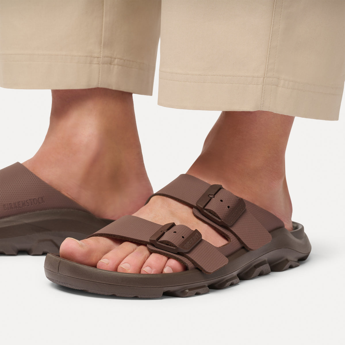 Birkenstock Mogami Terra 2 Strap Roast - Image 3