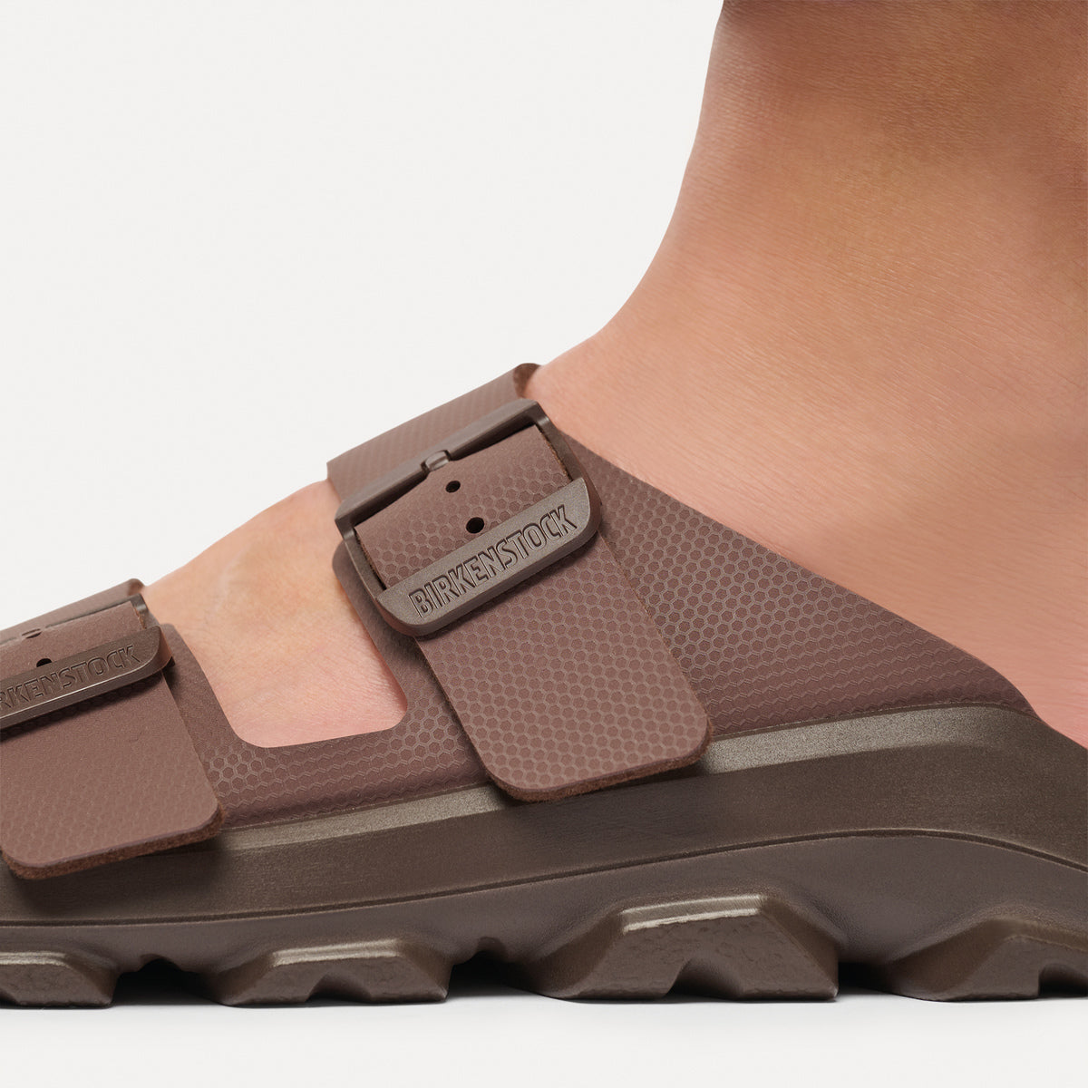 Birkenstock Mogami Terra 2 Strap Roast - Image 4