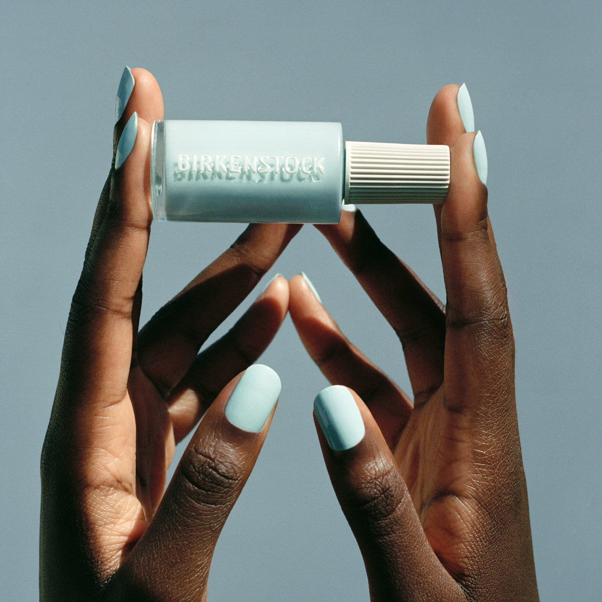 Birkenstock Plant-Based Nail Polish - 14ml Surf Green - Image 3